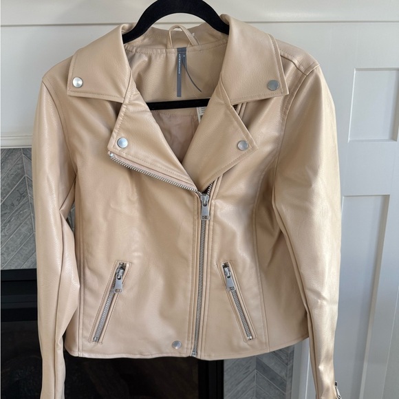 Anthropologie • Saige Faux Leather Moto Jacket Tan Sand Beige NWT - Picture 5 of 9